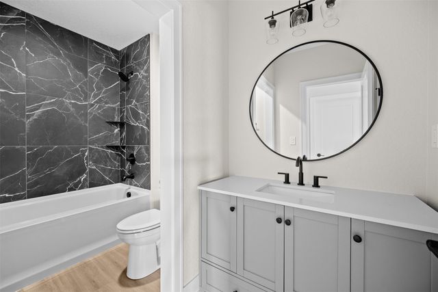 224 NE 60th Court, Ankeny, IA 50021