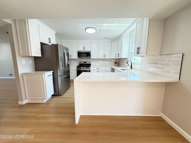 21 Queen Ann Road, Brick, NJ 08723