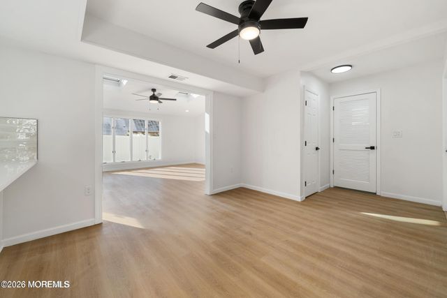21 Queen Ann Road, Brick, NJ 08723