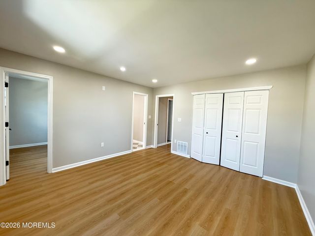 21 Queen Ann Road, Brick, NJ 08723