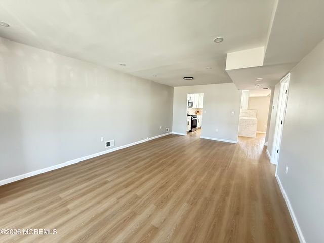 21 Queen Ann Road, Brick, NJ 08723