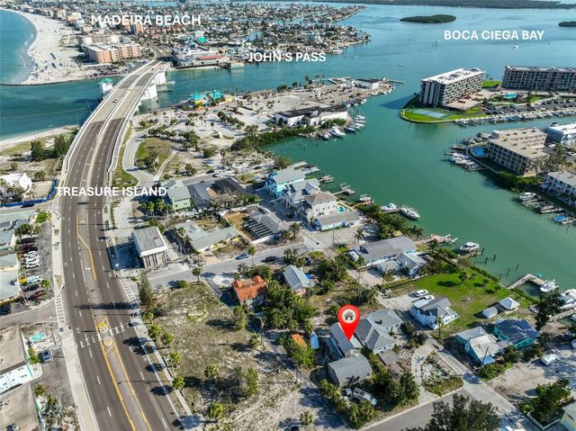 108 125TH AVENUE, St Petersburg, FL 33706