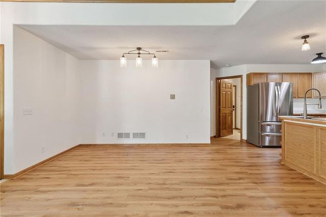 921 Meadowood Lane #1, Hudson, WI 54016
