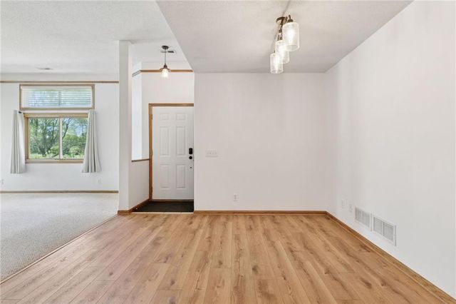 921 Meadowood Lane #1, Hudson, WI 54016