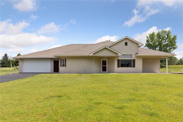 921 Meadowood Lane #1, Hudson, WI 54016