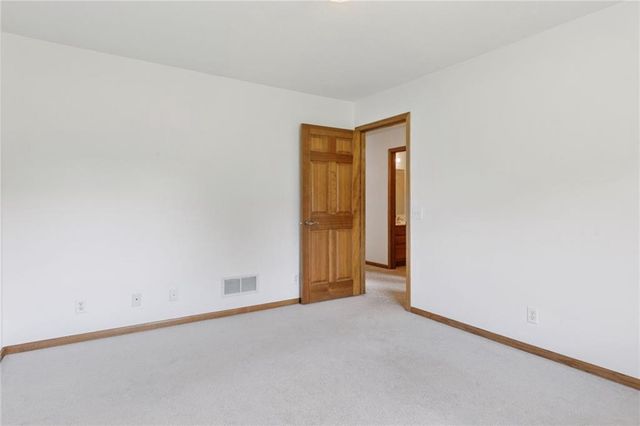 921 Meadowood Lane #1, Hudson, WI 54016