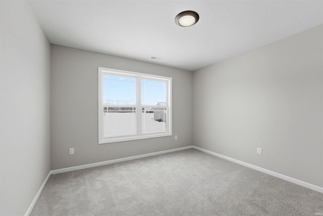 809 Knights Crossing, Kendallville, IN 46755