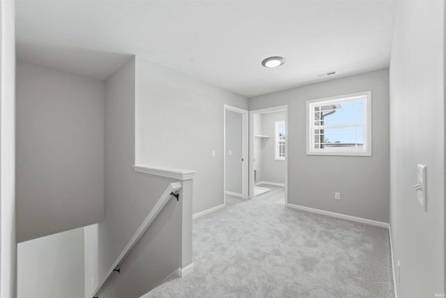 809 Knights Crossing, Kendallville, IN 46755