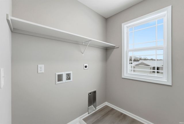 809 Knights Crossing, Kendallville, IN 46755