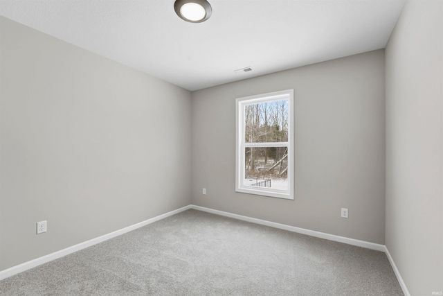 809 Knights Crossing, Kendallville, IN 46755