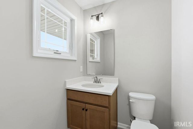 809 Knights Crossing, Kendallville, IN 46755