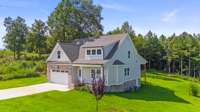 130 Cascade Drive, Rossville, GA 30741