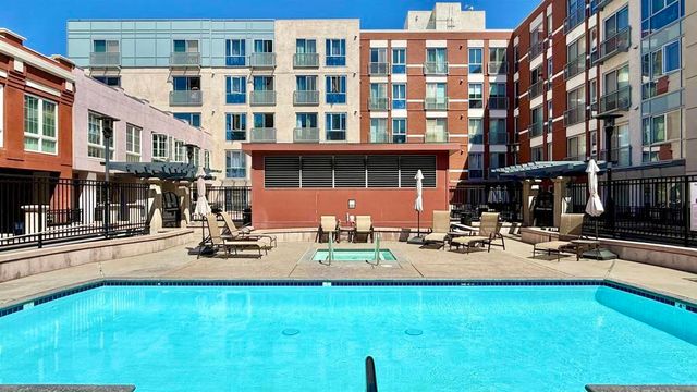 445 Island Ave 504, San Diego, CA 92101