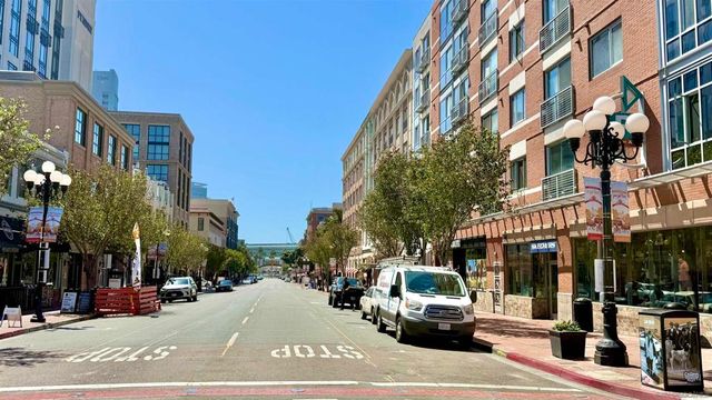 445 Island Ave 504, San Diego, CA 92101