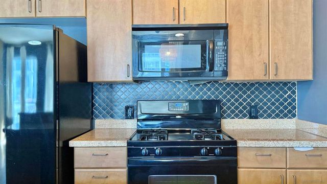 445 Island Ave 504, San Diego, CA 92101