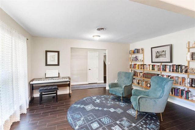 5747 Rutherglenn Drive, Houston, TX 77096