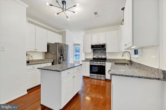 1590 CHAPMAN RD, Crofton, MD 21114