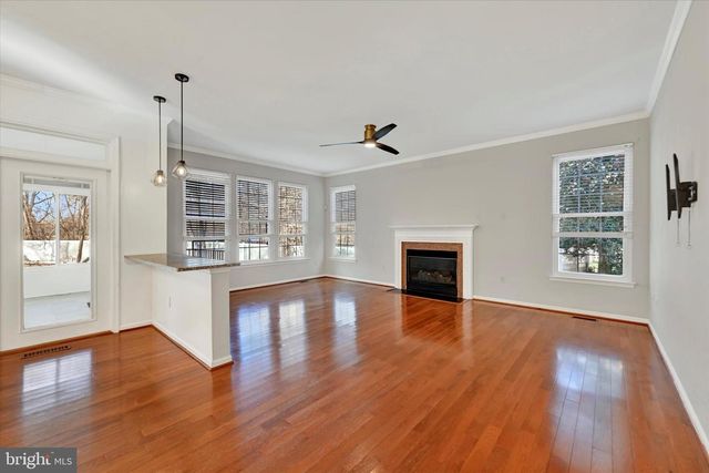 1590 CHAPMAN RD, Crofton, MD 21114