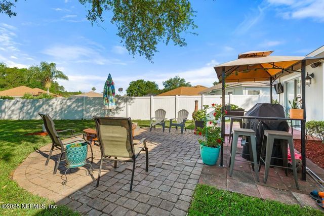 221 SOUTHLAKE Drive, St. Augustine, FL 32092
