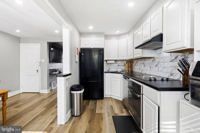 214 S CHURCH ST, Clifton Heights, PA 19018