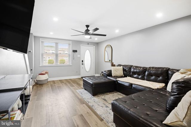 214 S CHURCH ST, Clifton Heights, PA 19018