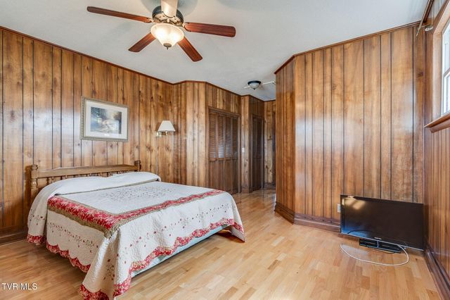 1301 Kenney Street, Greeneville, TN 37745