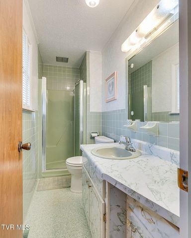 1301 Kenney Street, Greeneville, TN 37745