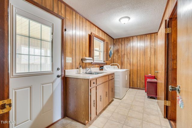 1301 Kenney Street, Greeneville, TN 37745