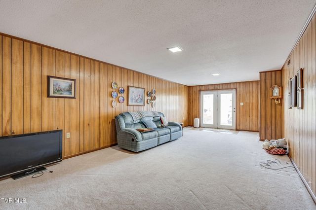 1301 Kenney Street, Greeneville, TN 37745