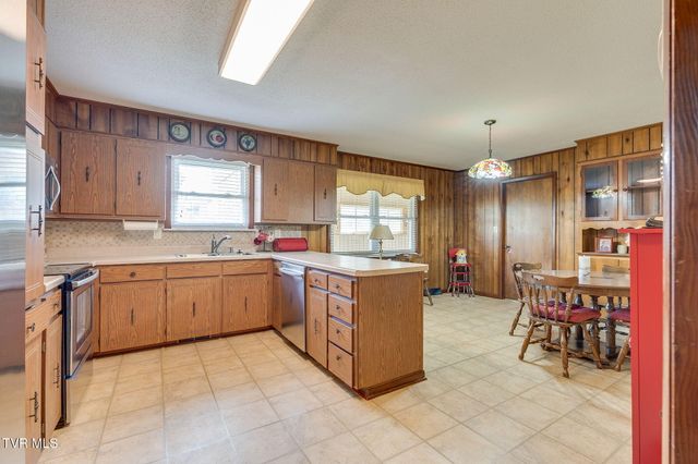 1301 Kenney Street, Greeneville, TN 37745