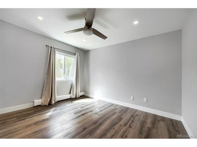 532 Oakwood Dr B101, Castle Rock, CO 80104