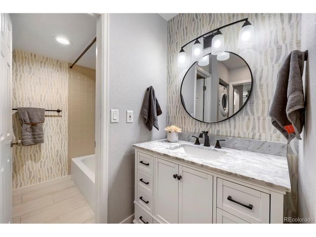 532 Oakwood Dr B101, Castle Rock, CO 80104