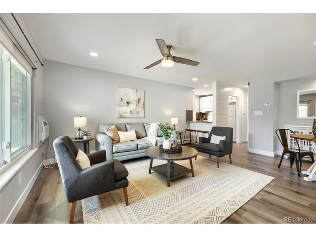 532 Oakwood Dr B101, Castle Rock, CO 80104
