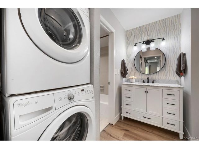 532 Oakwood Dr B101, Castle Rock, CO 80104