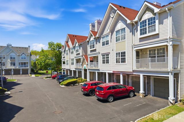 15 Wilmbelton Court, Edison, NJ 08820