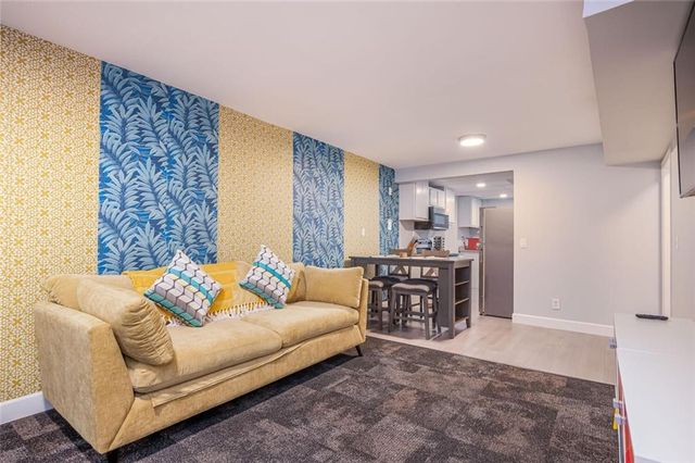 177 Silver Springs Circle SW, Atlanta, GA 30310