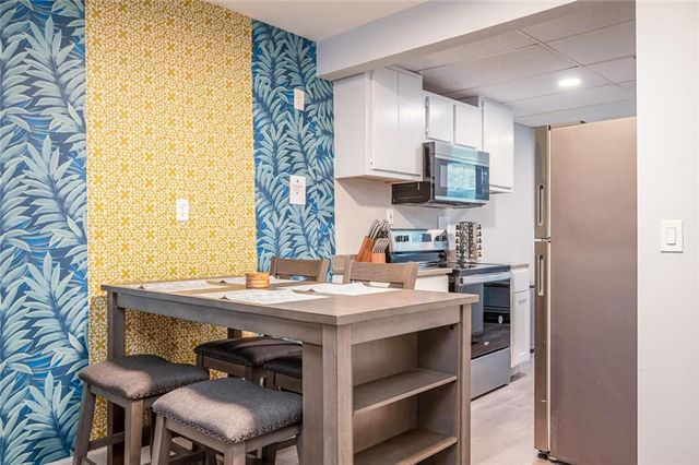177 Silver Springs Circle SW, Atlanta, GA 30310