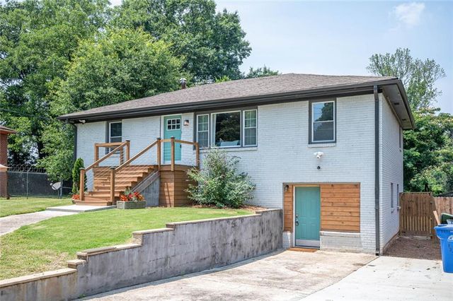 177 Silver Springs Circle SW, Atlanta, GA 30310