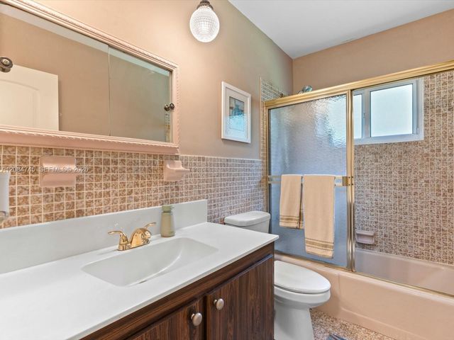 731 NW 4th Court, Boca Raton, FL 33432
