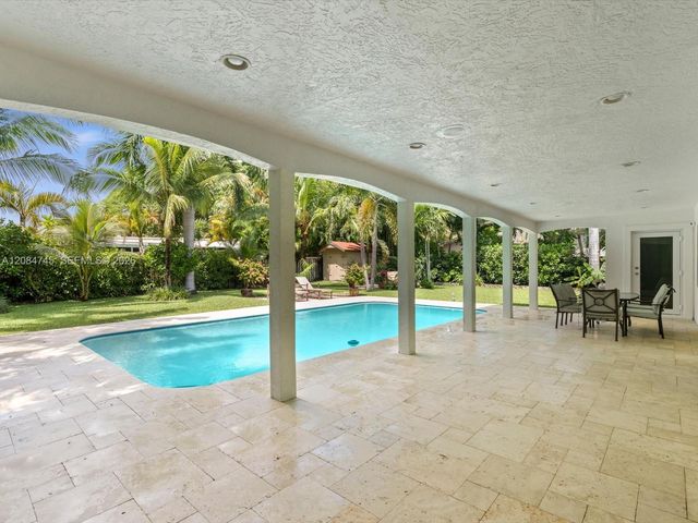 731 NW 4th Court, Boca Raton, FL 33432
