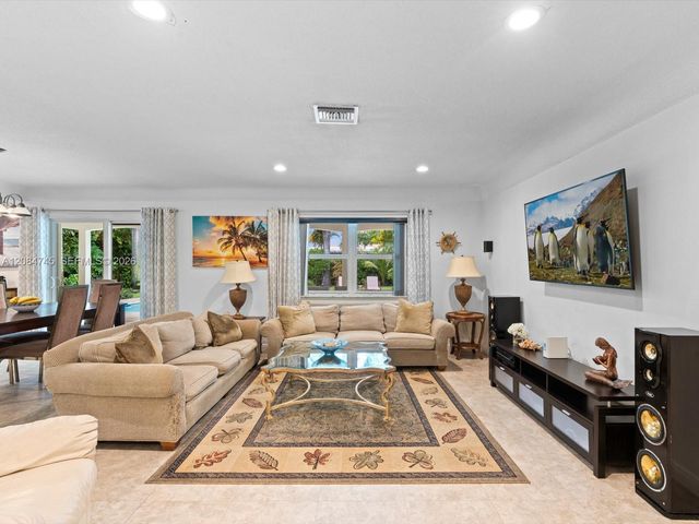 731 NW 4th Court, Boca Raton, FL 33432