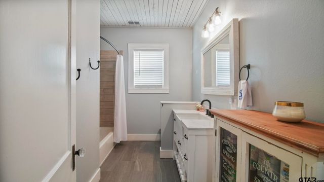 315 S Barron, Rusk, TX 75785