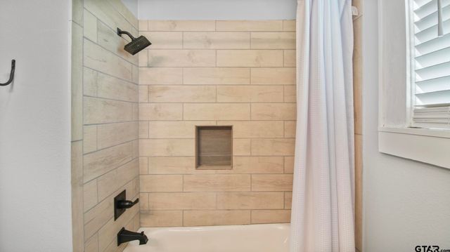 315 S Barron, Rusk, TX 75785