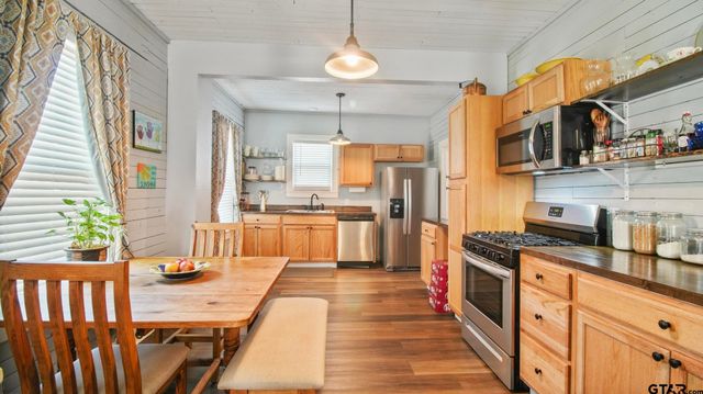 315 S Barron, Rusk, TX 75785