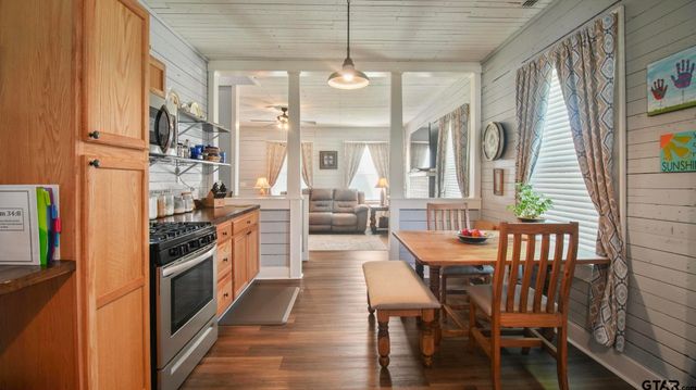 315 S Barron, Rusk, TX 75785