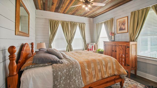 315 S Barron, Rusk, TX 75785