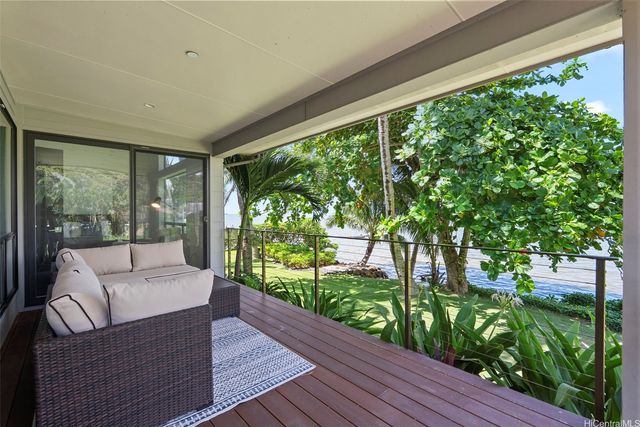 47-409 Kamehameha Highway B, Kaneohe, HI 96744