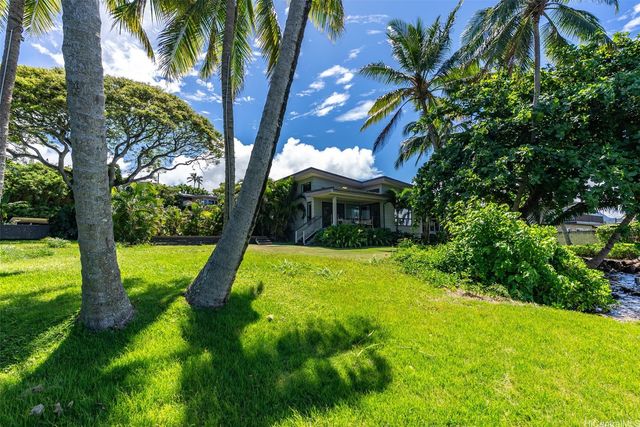 47-409 Kamehameha Highway B, Kaneohe, HI 96744