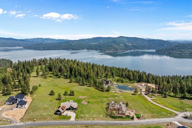 L271 S Magma Ln, Coeur D'alene, ID 83814