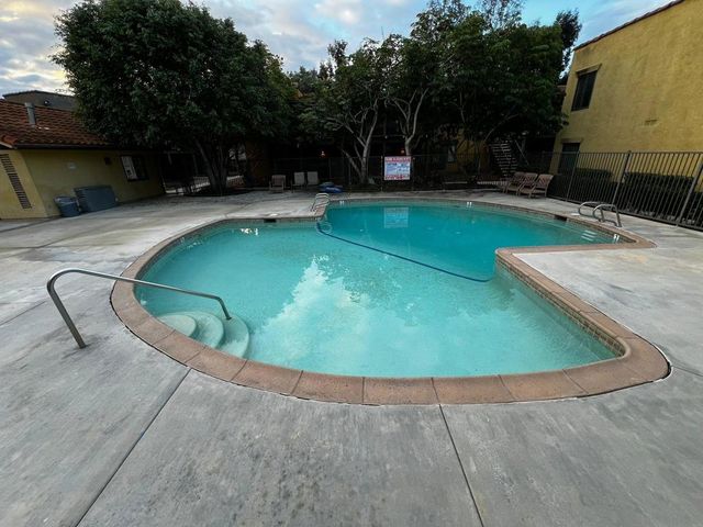 2360 Paseo De Laura 1, Oceanside, CA 92056